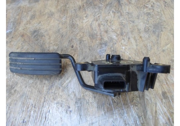 педаль газу Renault Scenic II, 8200159647